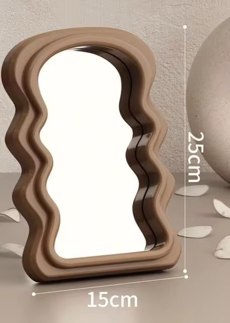 Cloudy Mirror – elegantes Design